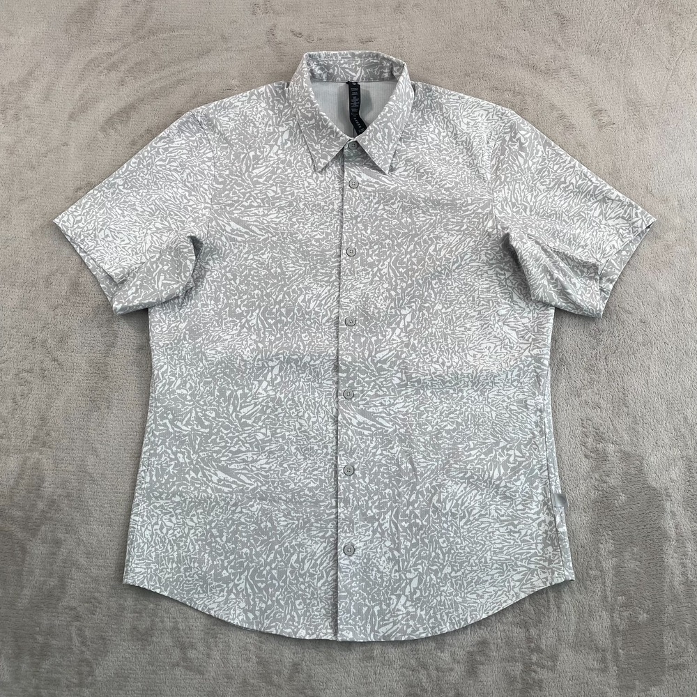 Lululemon Airing Easy Short Sleeve Shirt Men Medium Crunch Max Vapor Seal Grey
